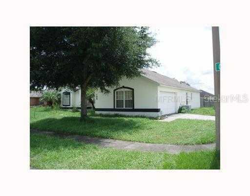 105 Oakpoint Pl., Davenport, FL 33837