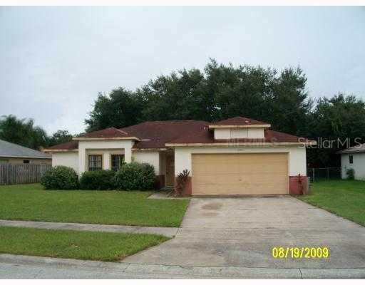 2915 Theresa Dr., Kissimmee, FL 34744