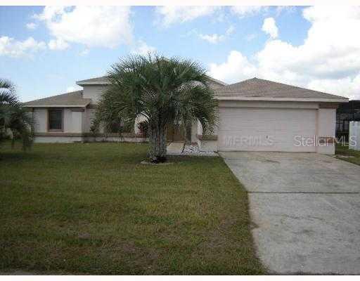 297 Satinwood Cir., Kissimmee, FL 34743