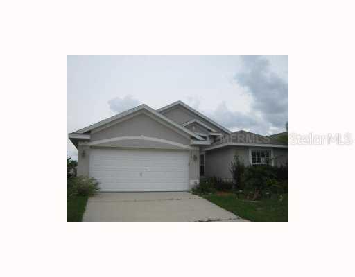 379 Halstead Dr., Davenport, FL 33897