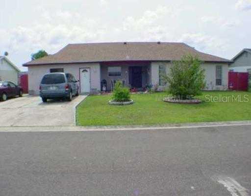 104 Tuxpan Ln., Kissimmee, FL 34743