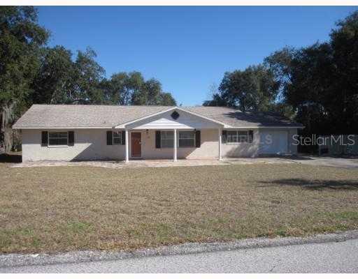 235 E Sunset St., Groveland, FL 34736