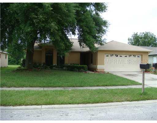 2956 Theresa Dr., Kissimmee, FL 34744
