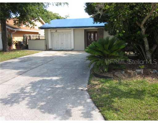 704 E Flag Way, Kissimmee, FL 34759