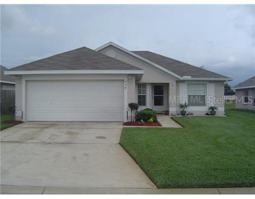 734 Woodlark Dr., Davenport, FL 33897