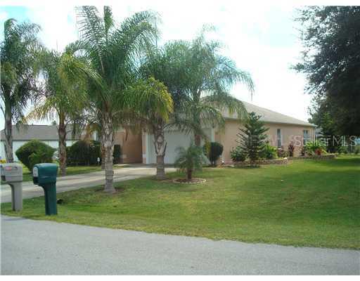 67 Herring Ct., Poinciana, FL 34759