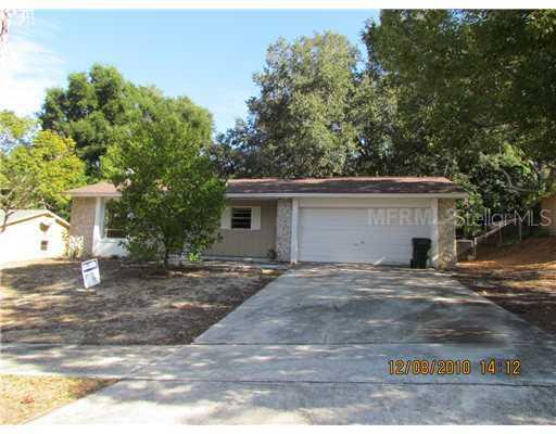 221 N Disston Ave., Clermont, FL 34711