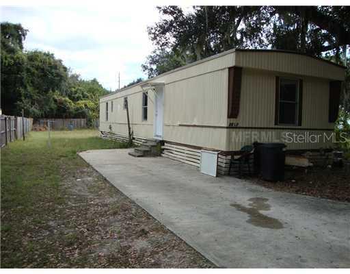 2817 Bay Ave., Kissimmee, FL 34744