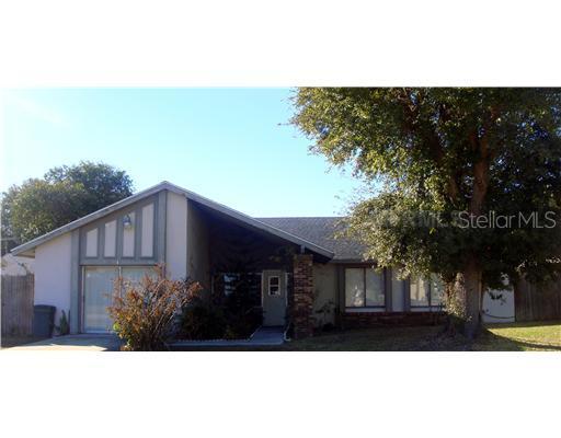 12 Trophy Ln., Kissimmee, FL 34759