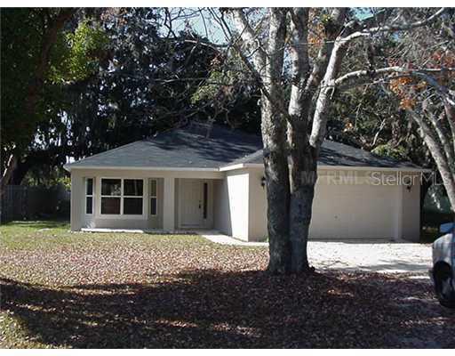 280 Grape Ave., St. Cloud, FL 34769