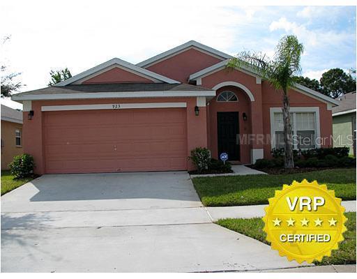 923 Sandy Ridge Dr., Davenport, FL 33896