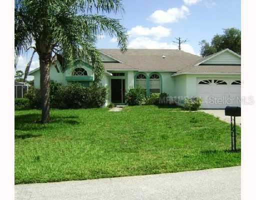 126 Titan Dr, Davenport, FL 33837