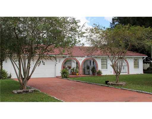 205 Fermo Way, Kissimmee, FL 34758