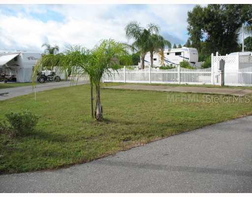 20300 Leonard Rd. #40, Lutz, FL 33558