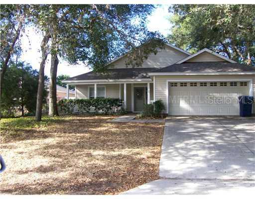 1109 Juniper Ct., Tavares, FL 32778