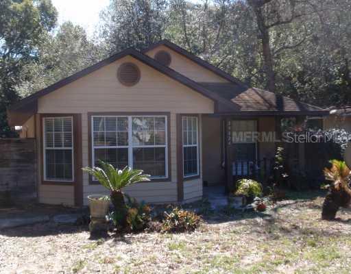 25824 Westmoreland St., Sorrento, FL 32776