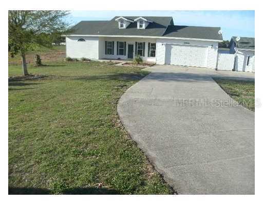 2909 Oak Dr., Alturas, FL 33820