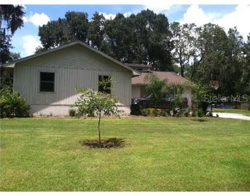 6421 Forestwood Dr., Lakeland, FL 33811