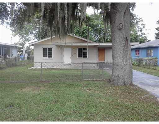 2135 Hillcrest Rd., Auburndale, FL 33823