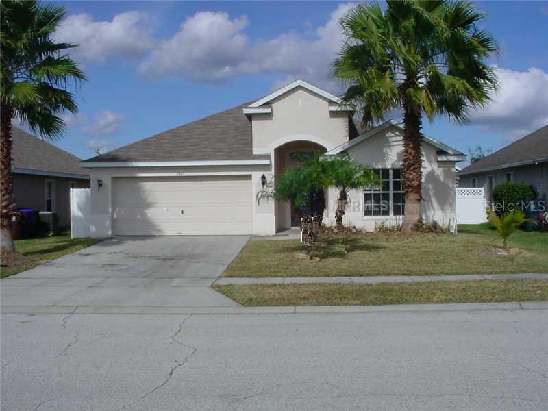 361 Corvina Dr., Davenport, FL 33897