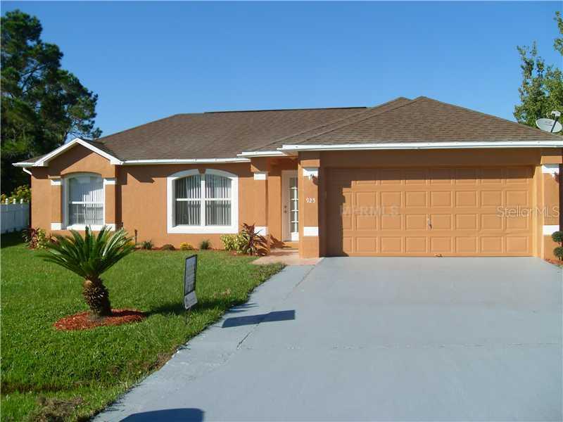 925 Louvre Ct., Kissimmee, FL 34759