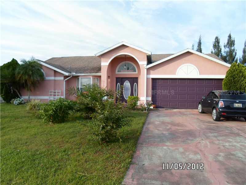 313 Miami Ln., Kissimmee, FL 34759