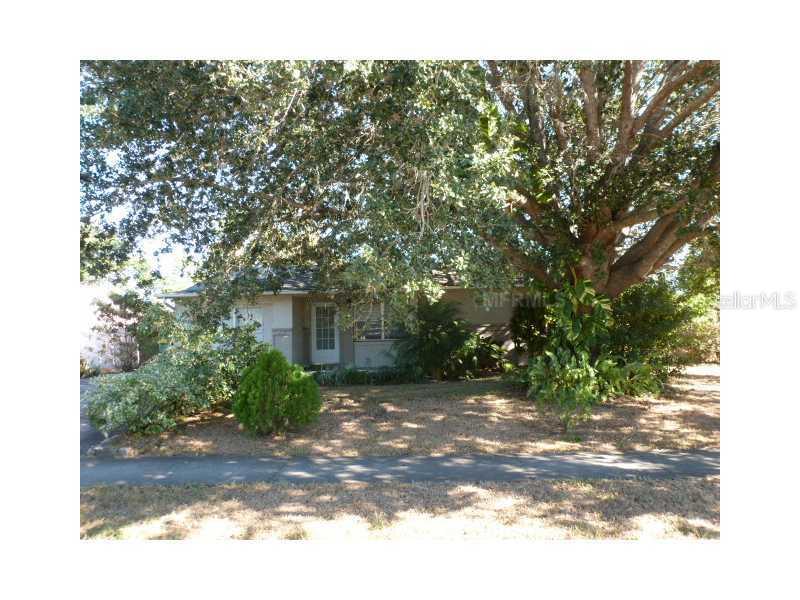 731 Royal Palm Dr., Kissimmee, FL 34743