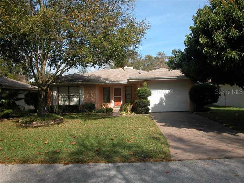 916 Sunshine Way, Winter Haven, FL 33880
