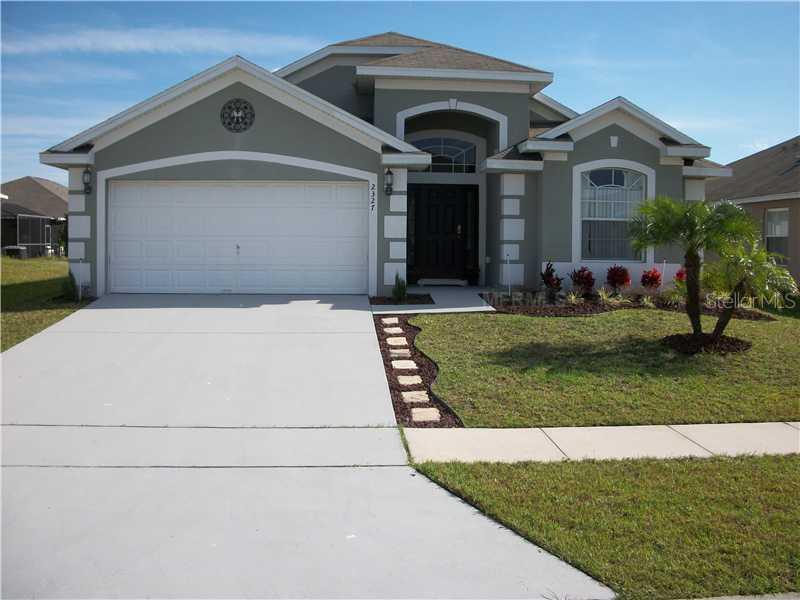 2327 Walnut Canyon Dr., Kissimmee, FL 34758