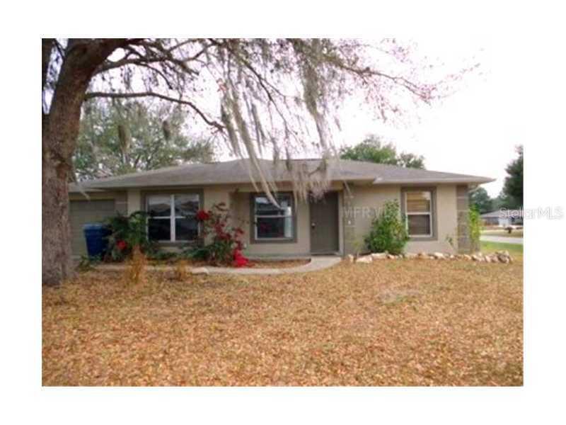 599 Magnolia Ridge Ave., Tavares, FL 32778