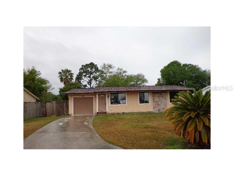 24 S Palm Ave., Kissimmee, FL 34741
