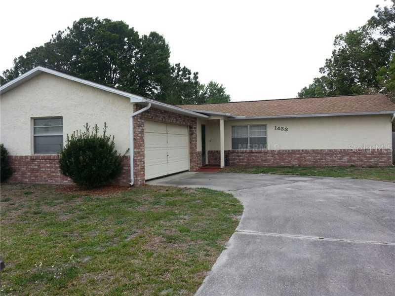 1433 Dean B St., Kissimmee, FL 34744
