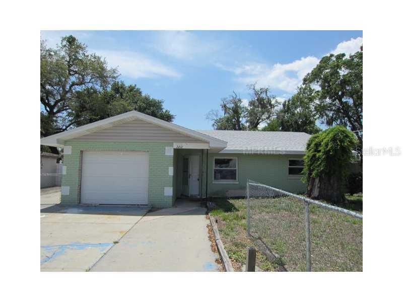 2212 Avenue F, Winter Haven, FL 33880