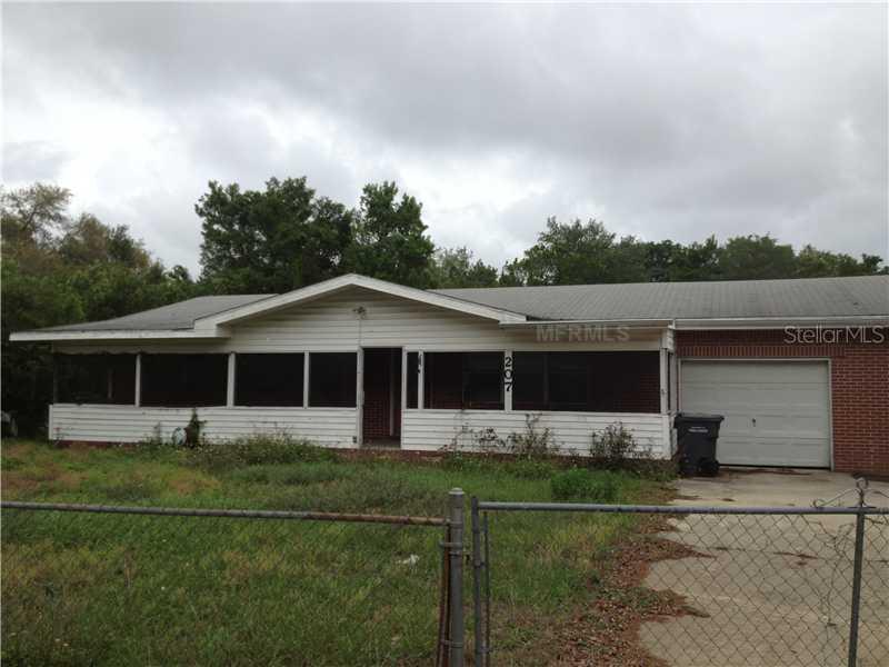 207 Oleander Rd., Lake Wales, FL 33898