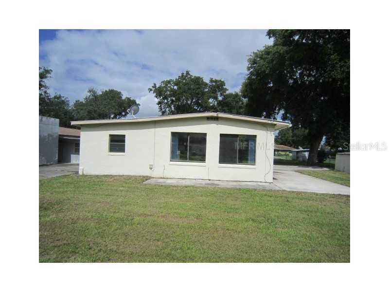 2670 Cedar Ave., Kissimmee, FL 34744