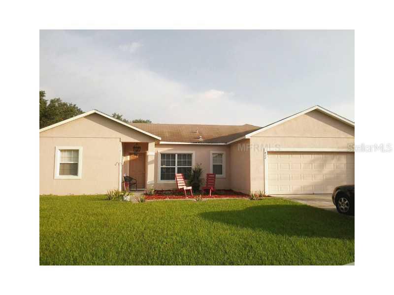 422 Lark Ct., Kissimmee, FL 34759