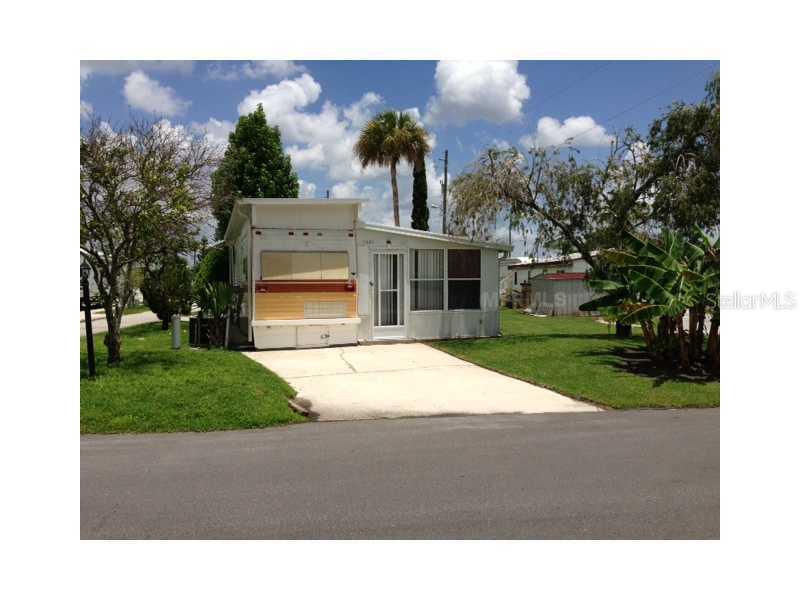 1301 Pine Island Dr., St Cloud, FL 34771