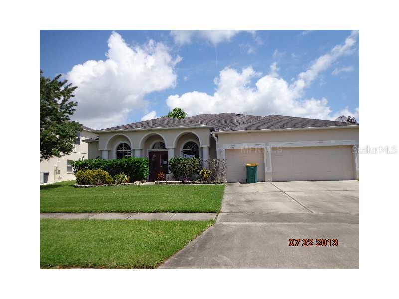 222 Strathmore Cir., Kissimmee, FL 34744