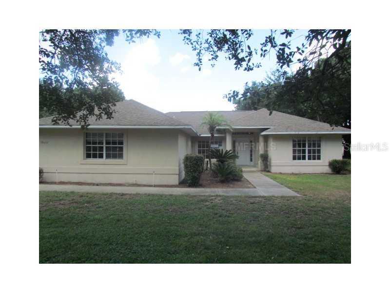 10697 Lake Hill Dr., Clermont, FL 34711