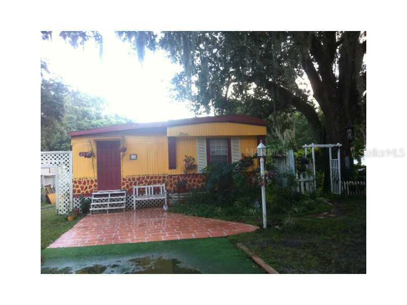 2817 Bay Ave., Kissimmee, FL 34744