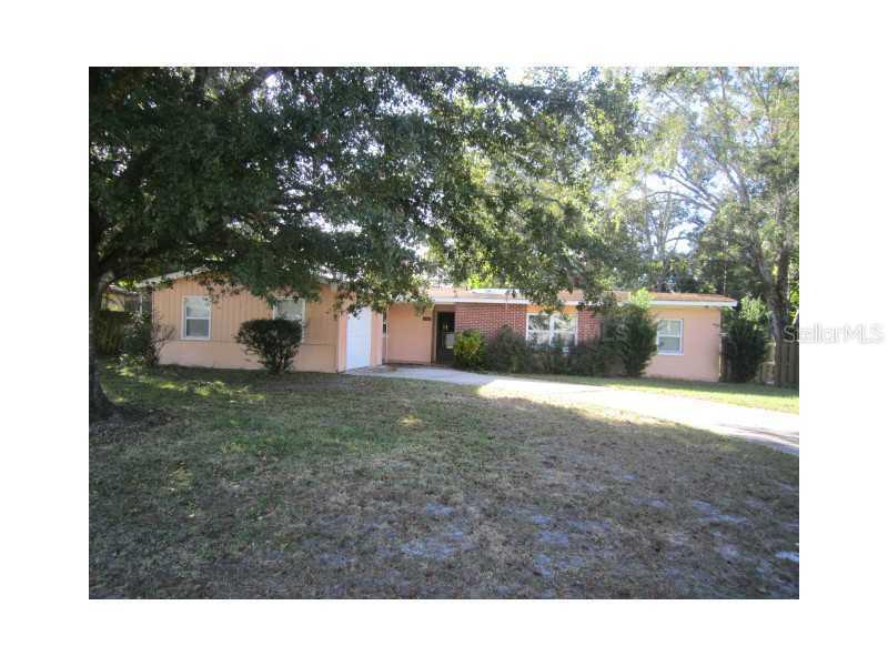 125 E Jinkins Cir., Sanford, FL 32773