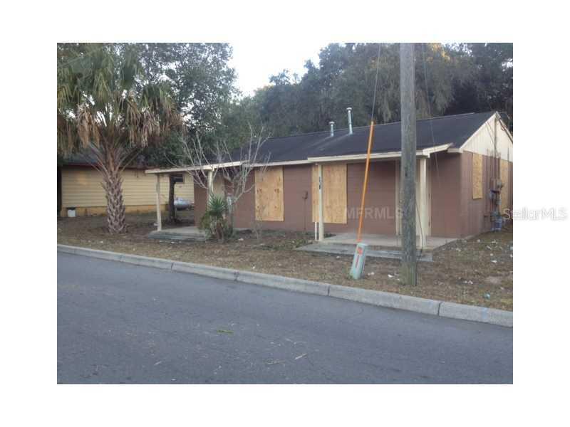 1562 N Tremain St., Mount Dora, FL 32757