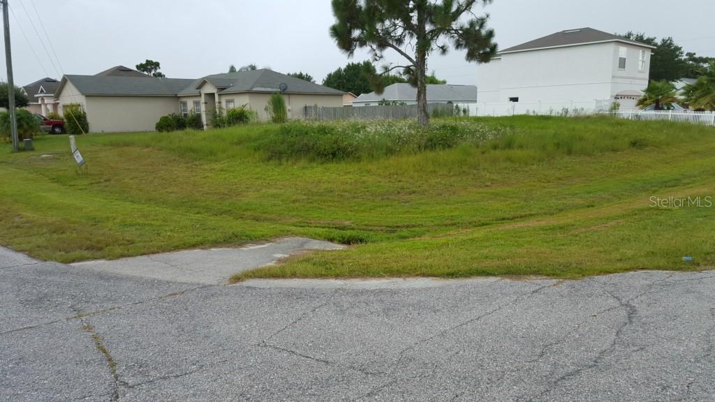 600 Jura Ln, Kissimmee, FL 34759