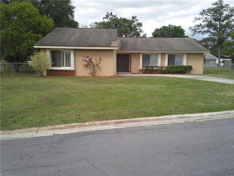 701 Caddy Ln., Poinciana, FL 34759
