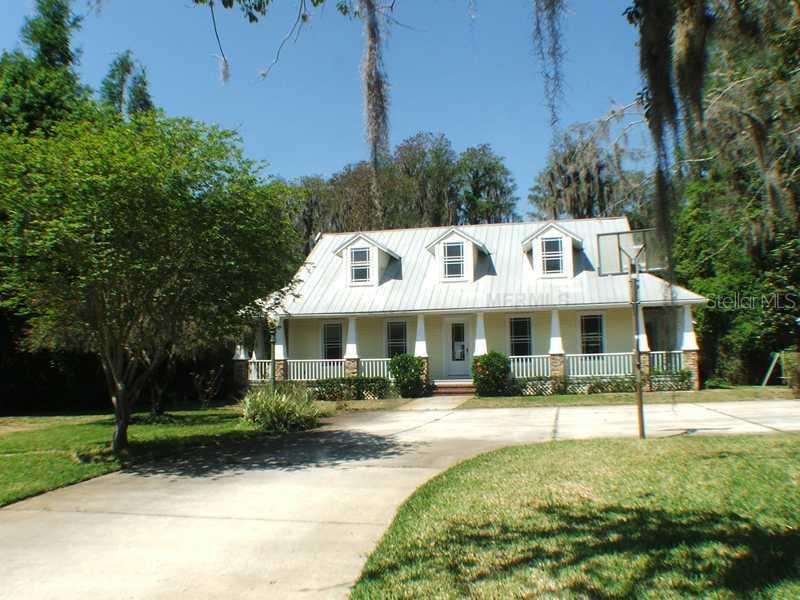 17902 Loretta Ln., Lutz, FL 33548