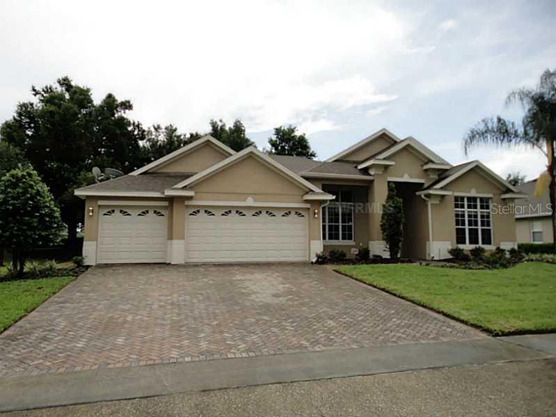 832 Rock Creek St., Apopka, FL 32712