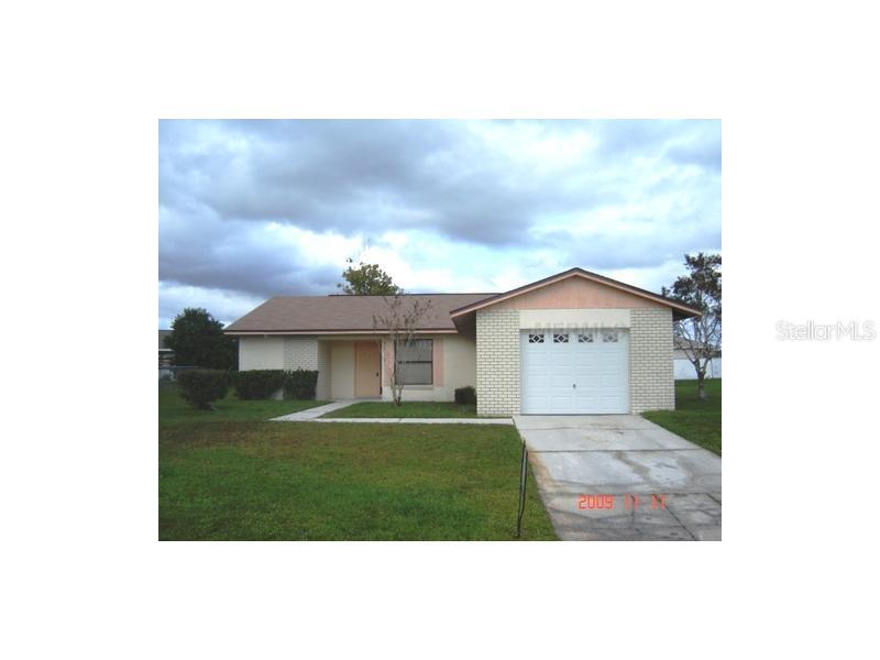 319 Edgewood Ct., Poinciana, FL 34759