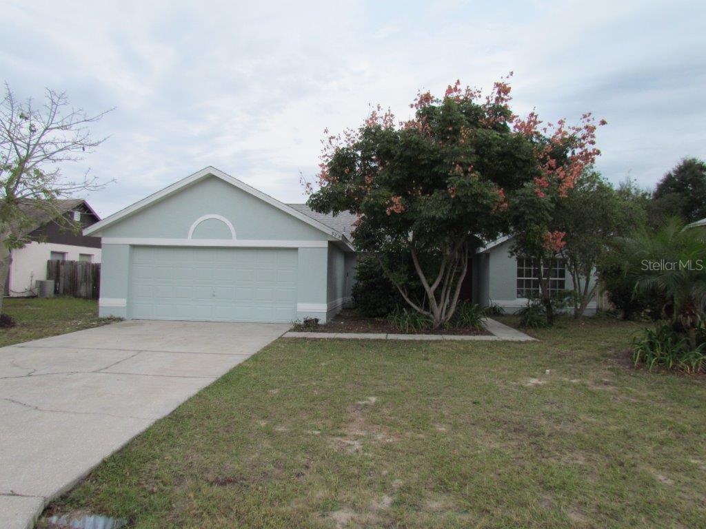 329 Robbins Rest Cir., Davenport, FL 33896