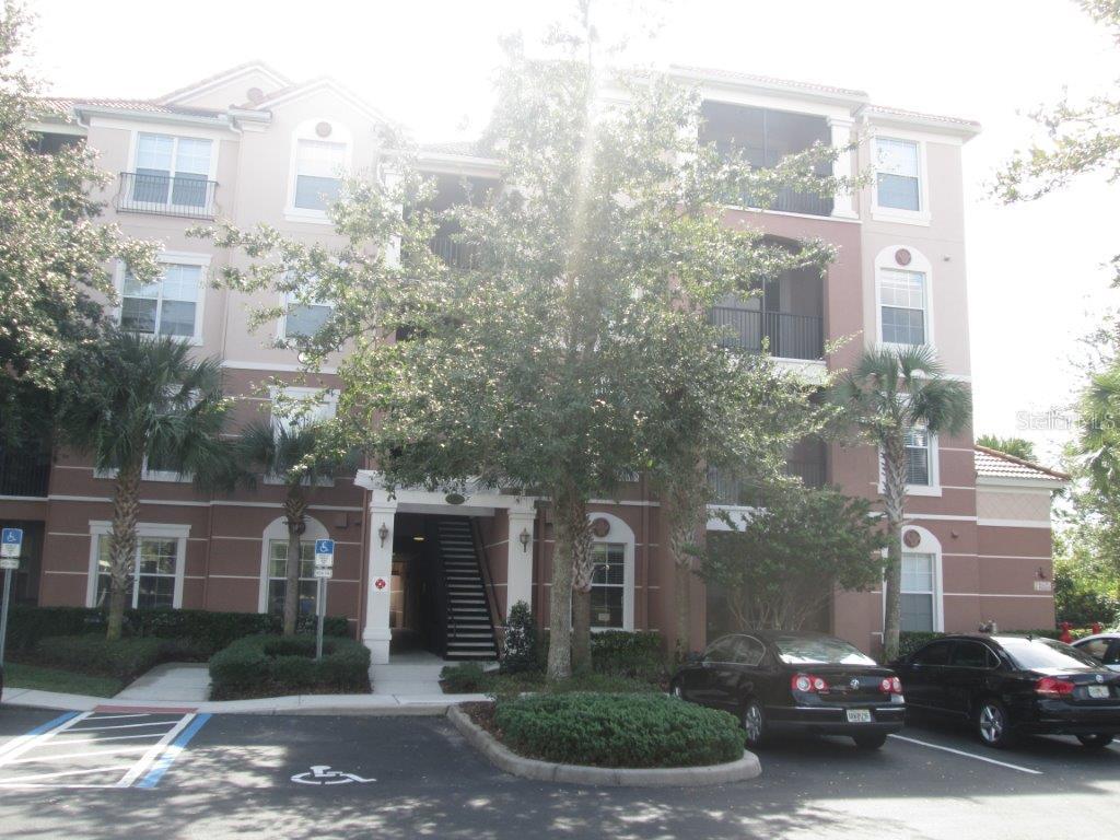 1353 Venezia Ct. #301, Davenport, FL 33896