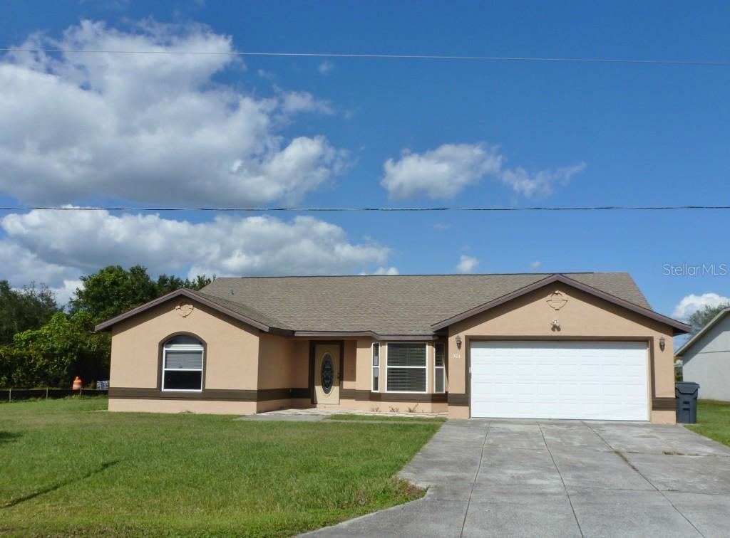 301 Miami Ln., Poinciana, FL 34759